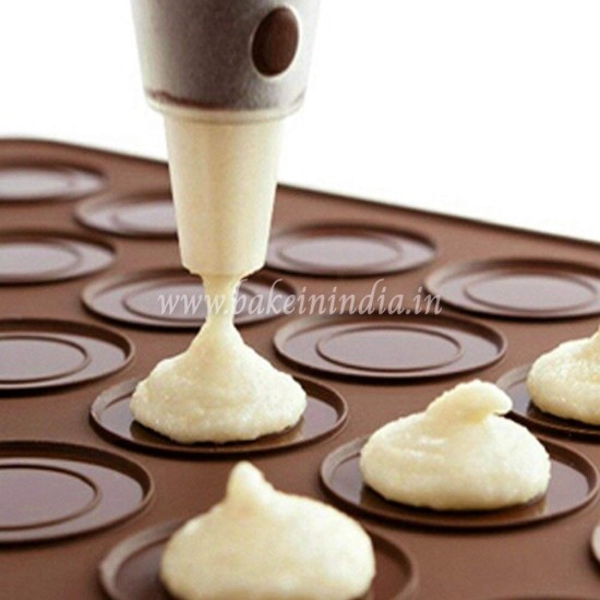 30-Capacity Macarons Baking Mat / Silicon Mat